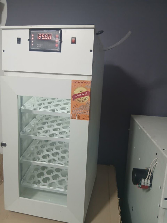 دستگاه جوجه کشی آریا